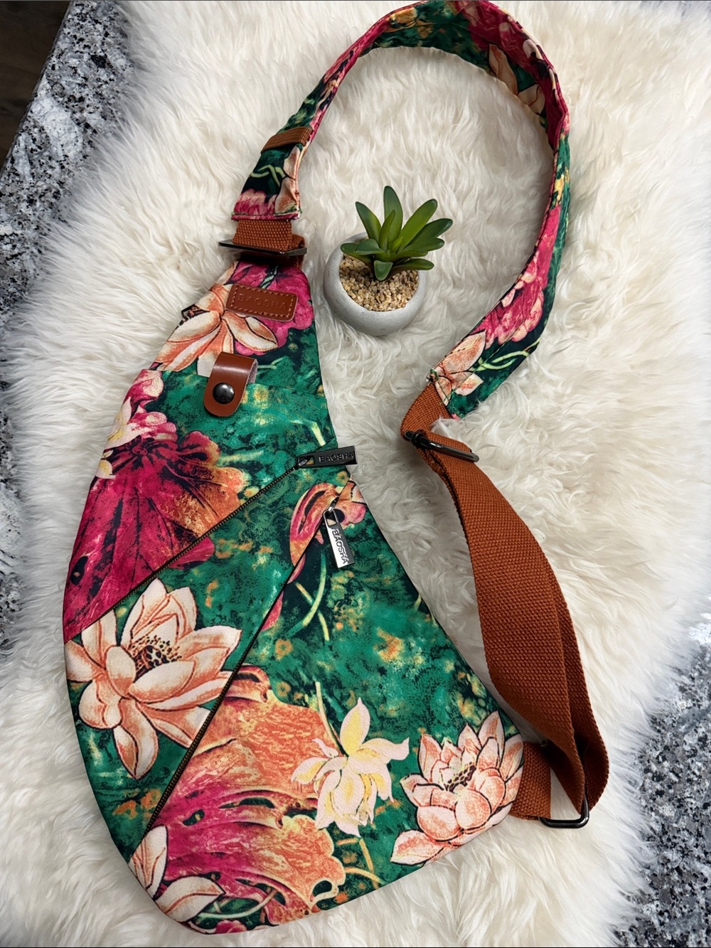 Boasha XB-04 Sling 4-pocket Travel Crossbody Shoulder Floral Chest Bag NEW